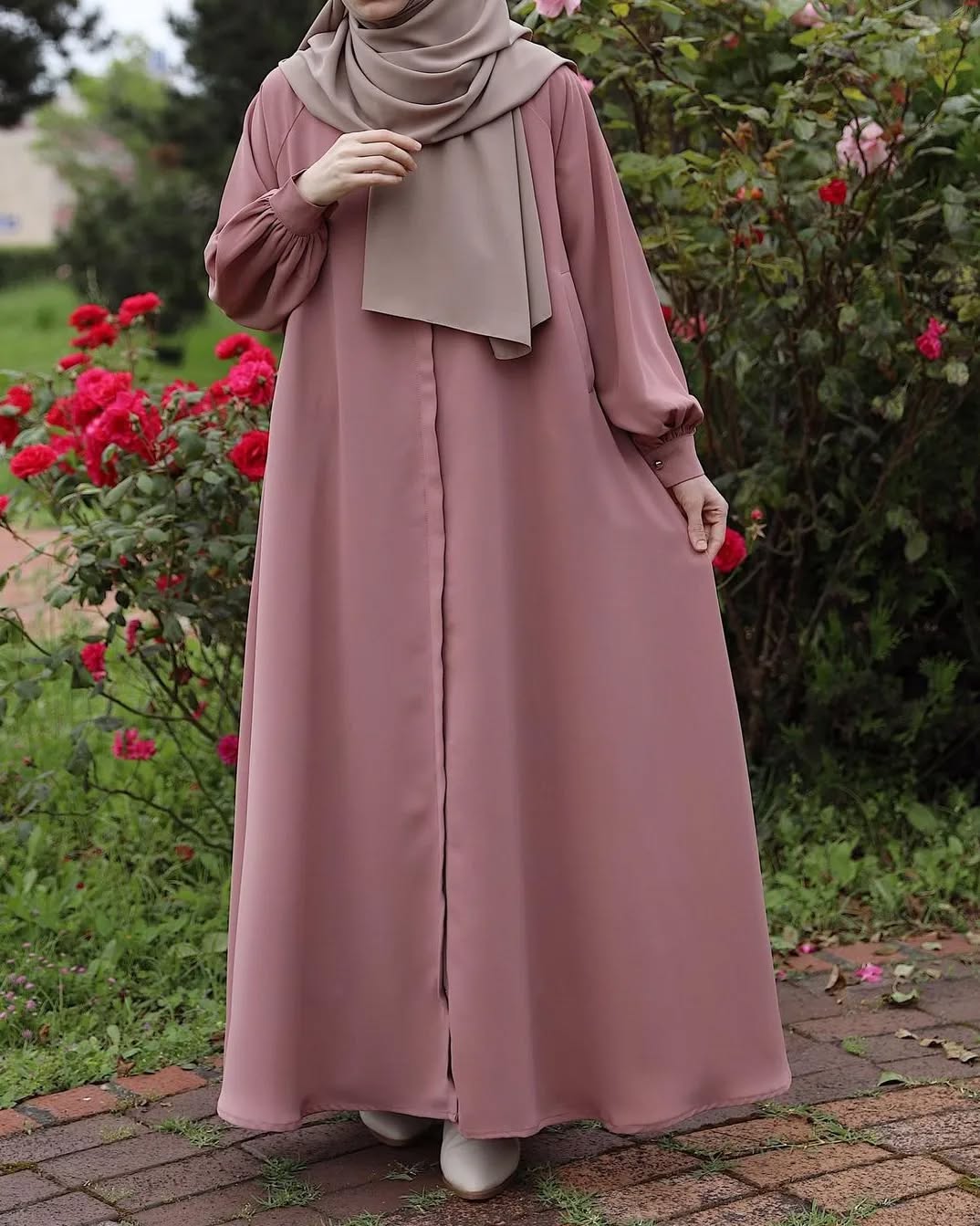 Pink Bloom Abaya