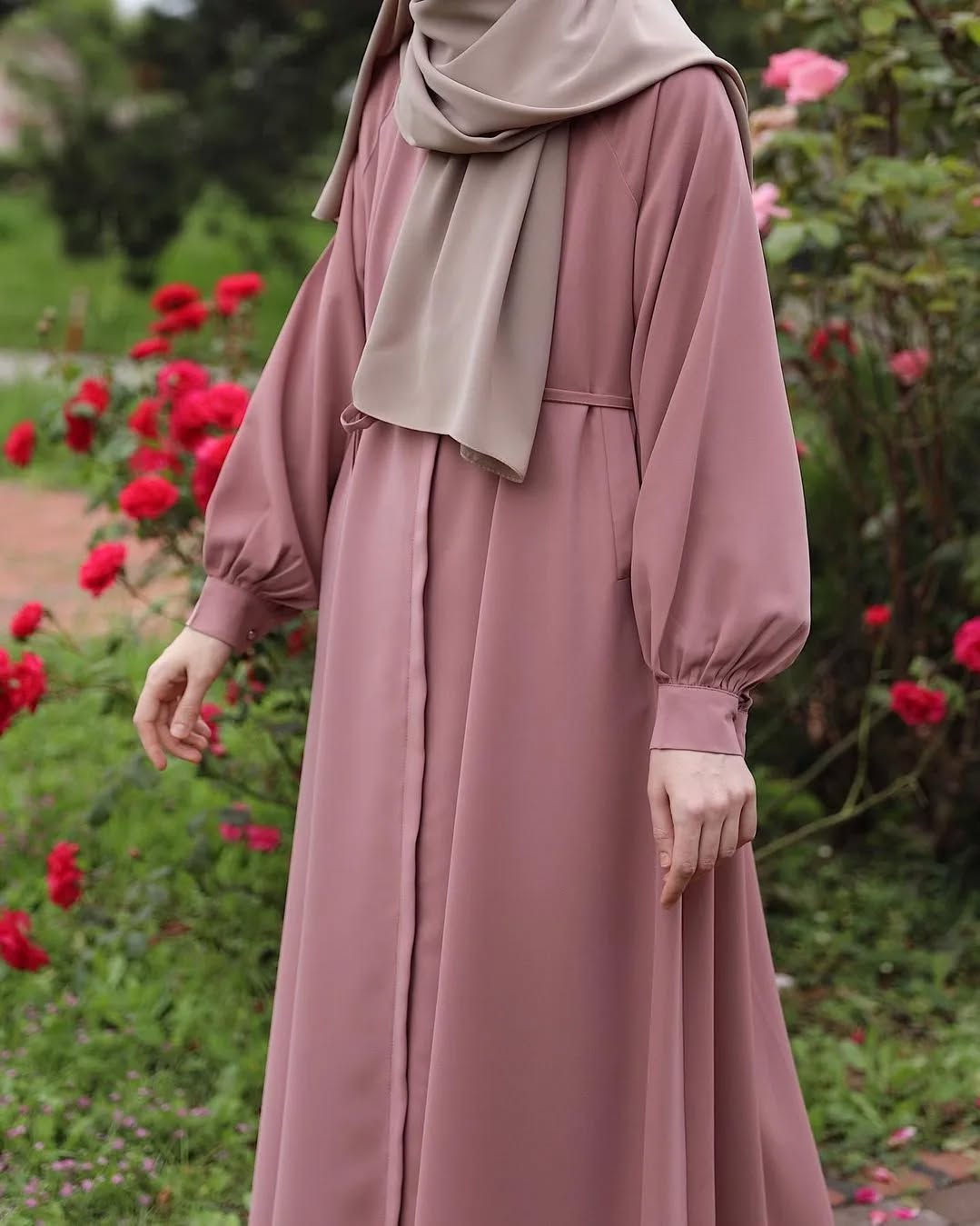 Pink Bloom Abaya