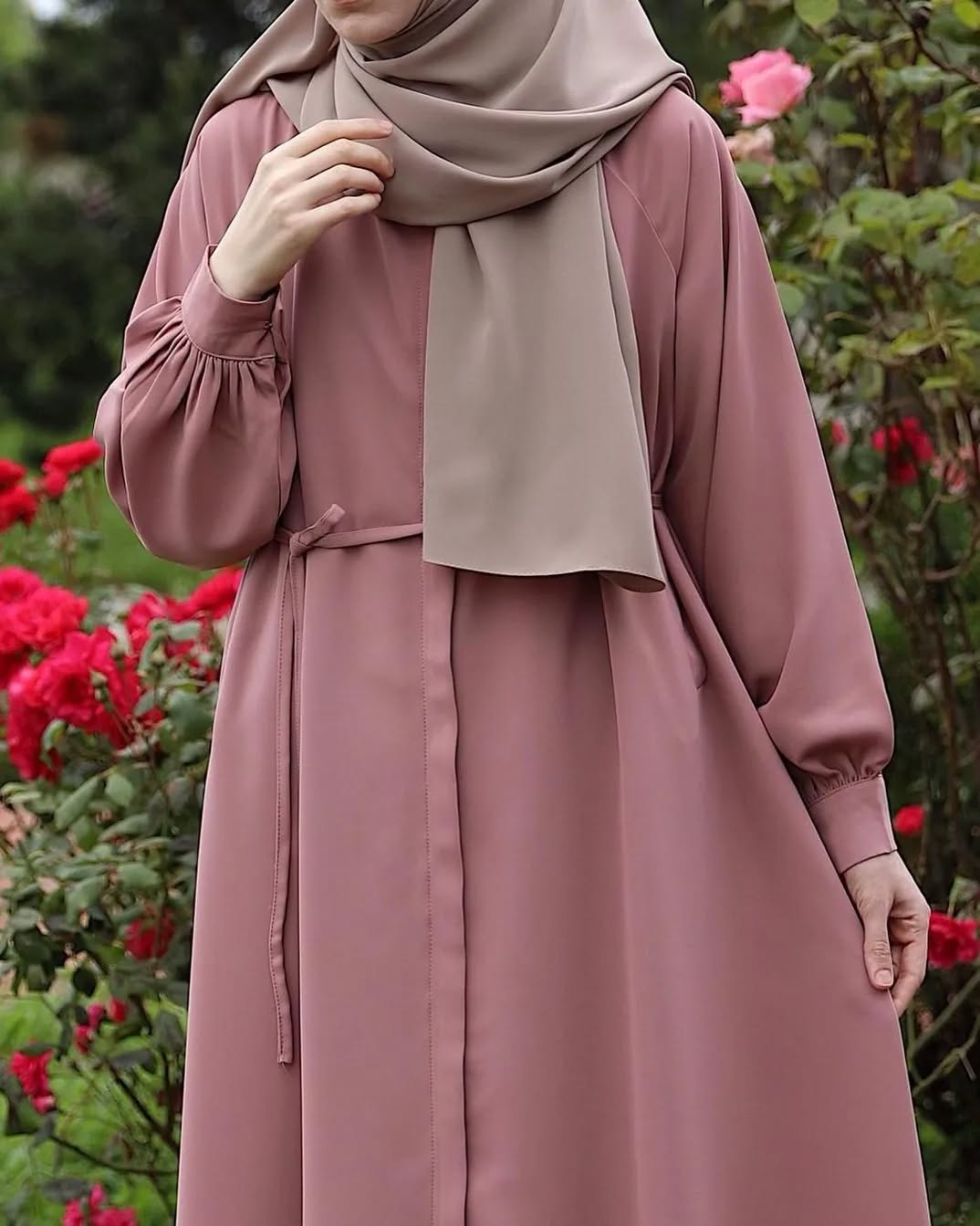 Pink Bloom Abaya