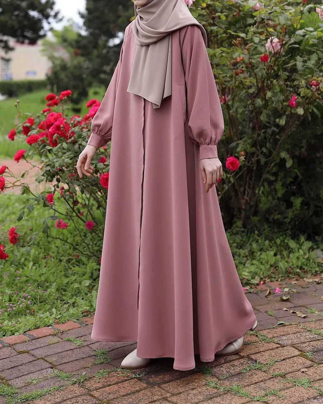 Pink Bloom Abaya