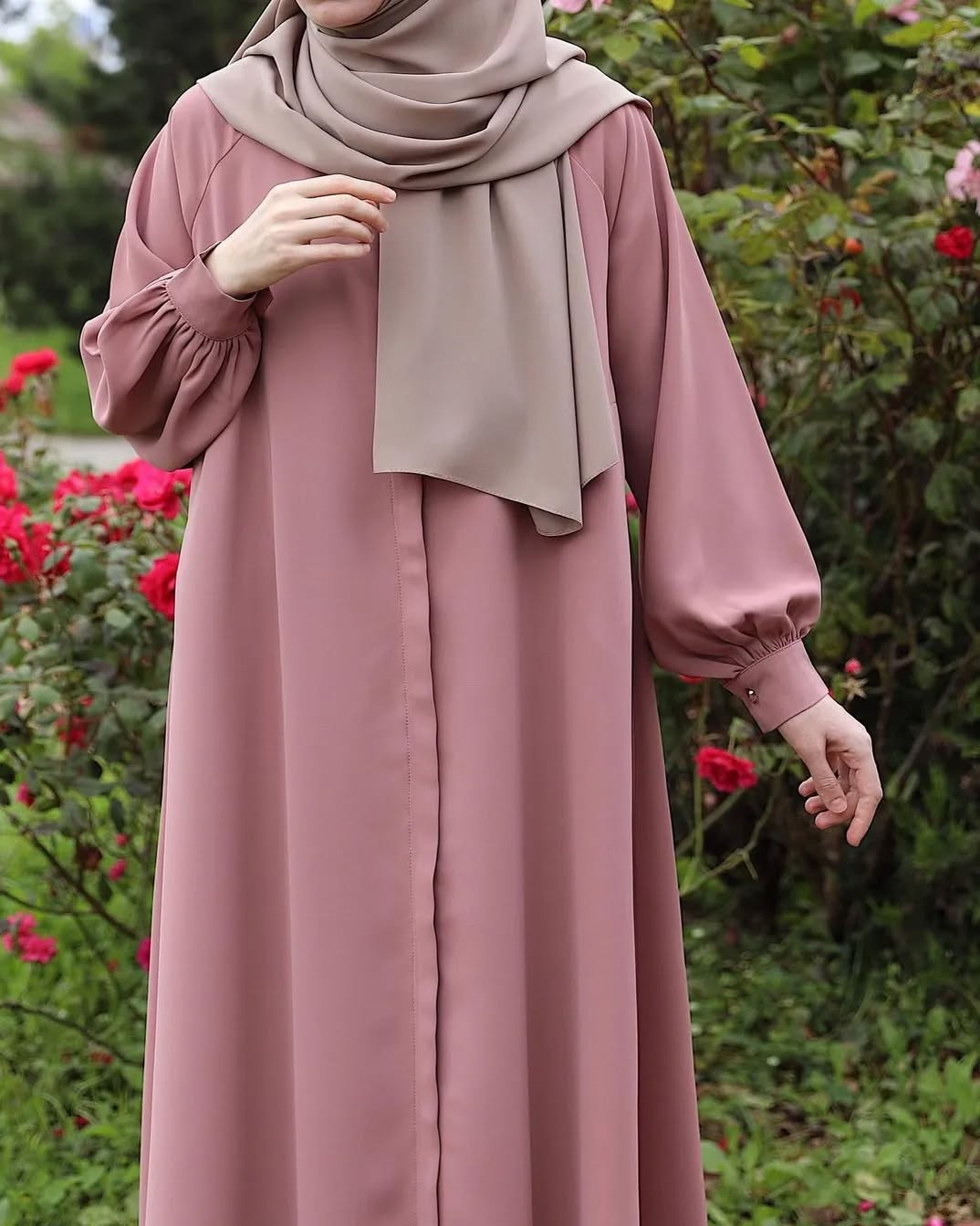 Pink Bloom Abaya