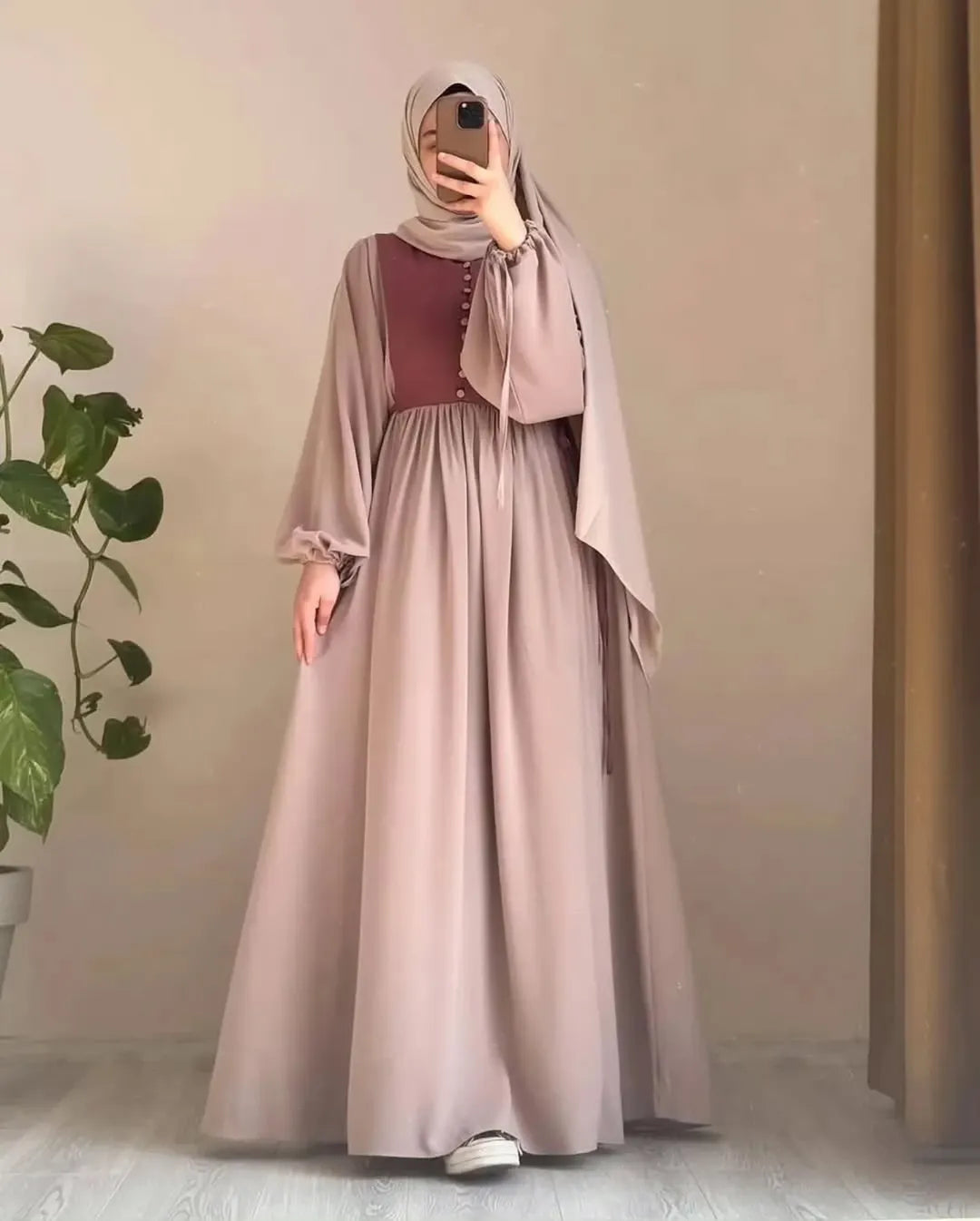 Classic Charm Abaya