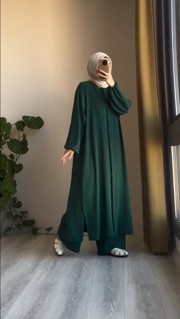 Signature Modest Abaya