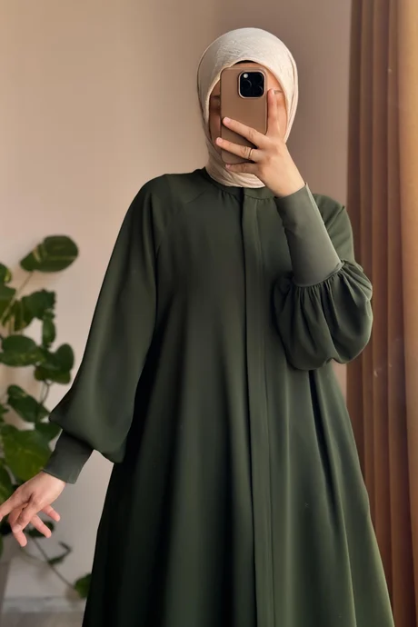 Raven Flow Abaya